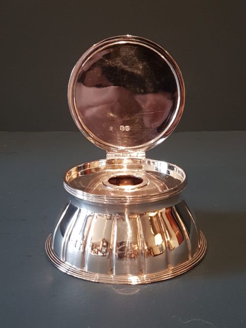 Superb William IV Capstan Silver Ink Well