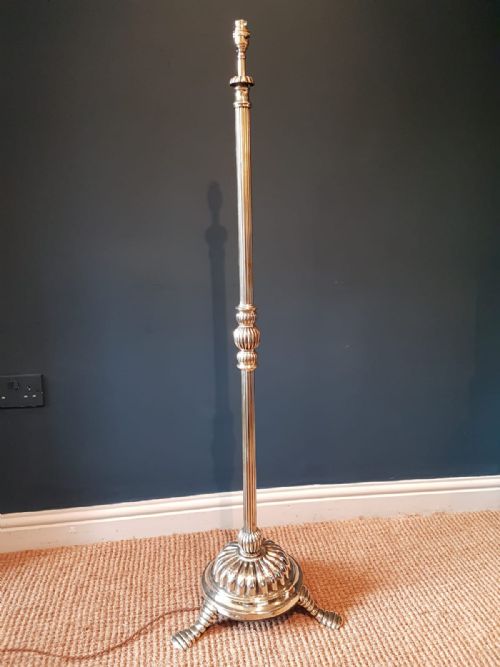 Edwardian Cast Brass Rise and Fall Lamp Standard