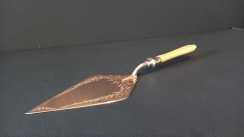Edwardian Silver Engraved Presentation Trowel