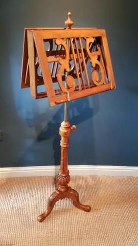 Superb Victorian Walnut Duet Music Stand