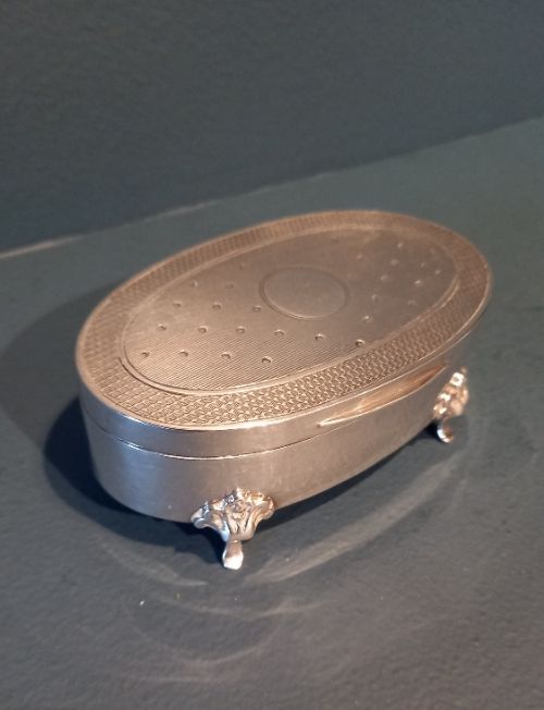 George V Silver Oval Ring Box