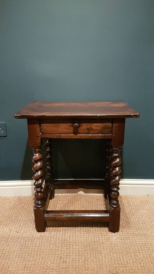 Small Proportioned William and Mary Period Oak Side Table