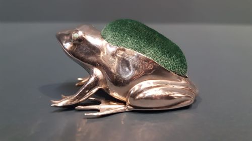 Edwardian Silver Frog Pin Cushion