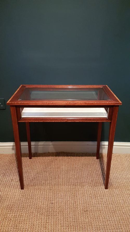 Top Quality Edwardian Mahogany Bijouterie Table