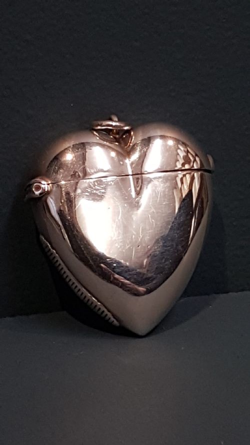 Victorian Silver Heart Shaped Vesta Case
