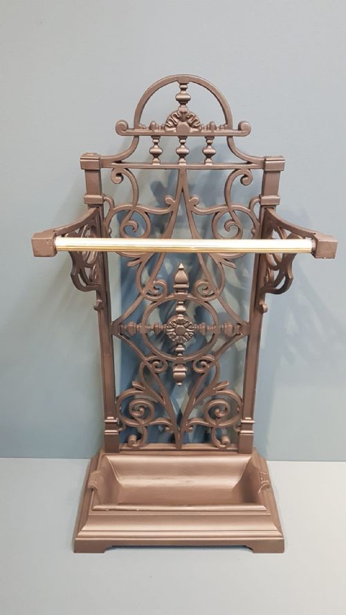 Superb Quality Victorian Cast Iron Stick Stand