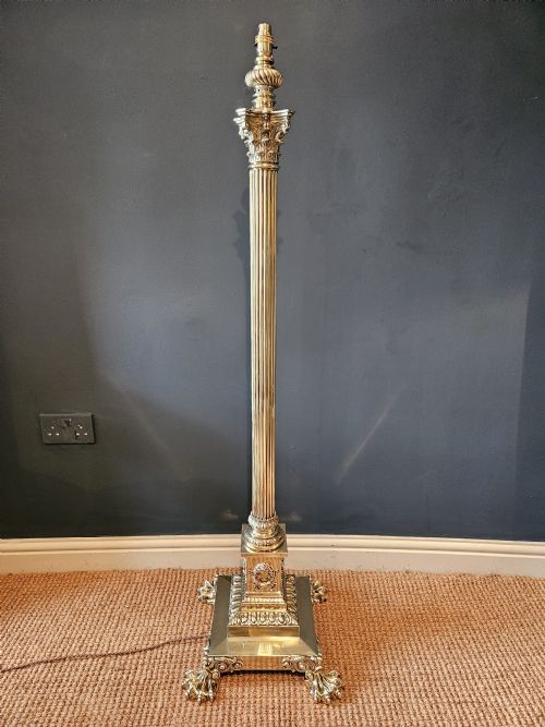Outstanding Quality Victorian Brass Lamp Standard