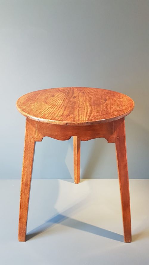 George Iil Ash Cricket Table