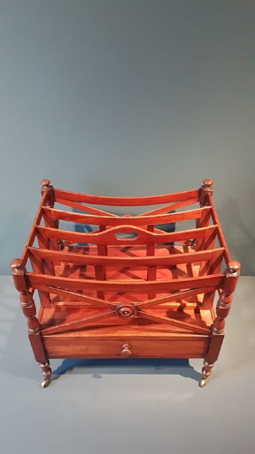 Immaculate Regency Mahogany Canterbury
