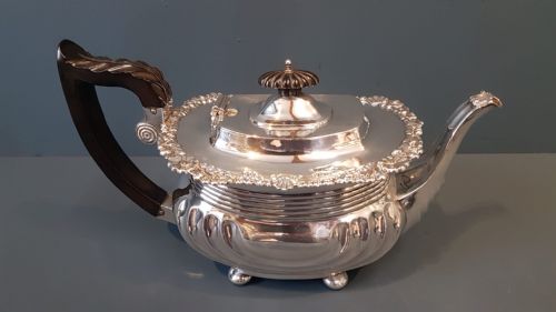 OUTSTANDING QUALITY EDWARDIAN SILVER 3 PIECE TEA SET - ADDITIONAL PHOTO 6