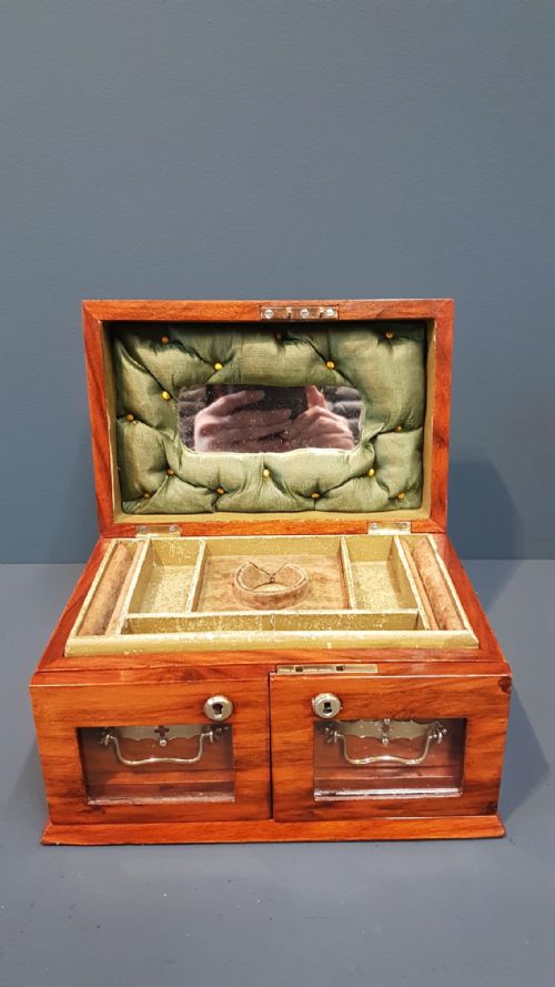 Victorian Figured Walnut Jewellery Box