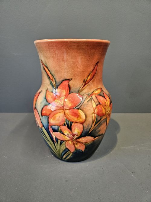 Superb Large Moorcroft Freesia Flambe Vase