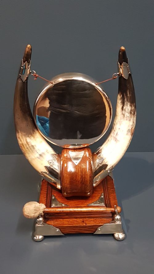 Victorian Oak Cattle Horn Dinner Gong