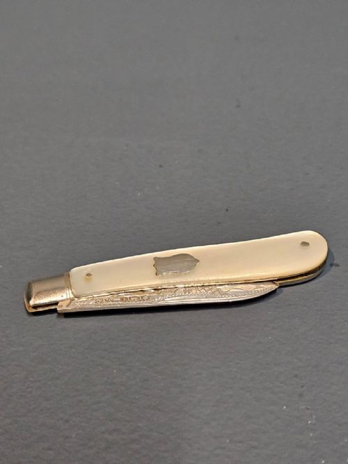 Victorian Engraved Silver Pen Knife