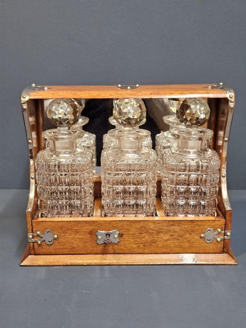 Victorian Oak Three Bottle Tantalus