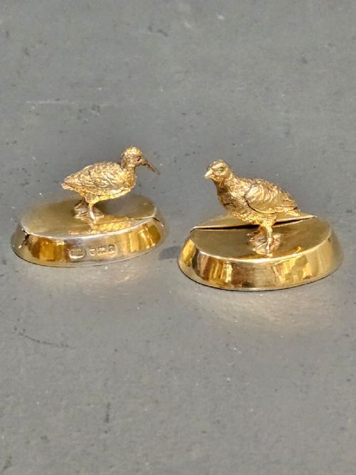 EDWARDIAN SILVER GILT MENU HOLDERS