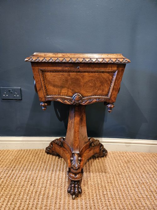 William IV Walnut Teapoy
