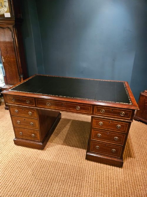 Victorian Mahogany Pedestal Desk