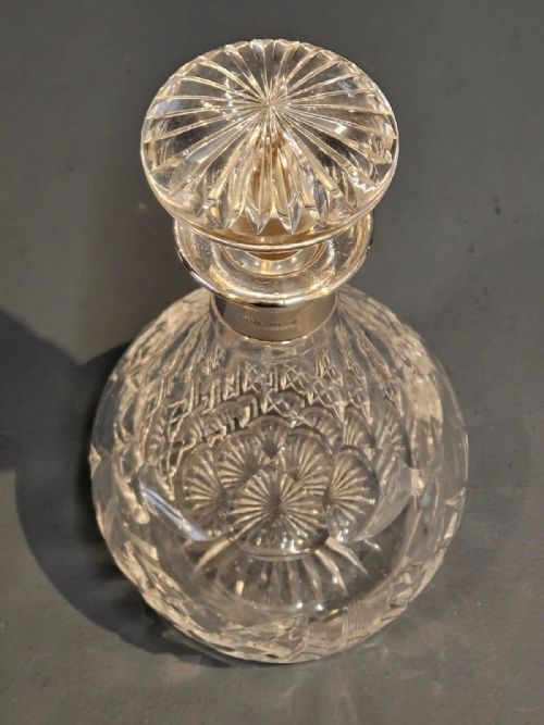 HUKIN HEATH SILVER COLLAR CRYSTAL DECANTER - ADDITIONAL PHOTO 5