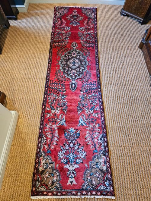 Immaculate 9' 6" Persian Pure Wool Runner