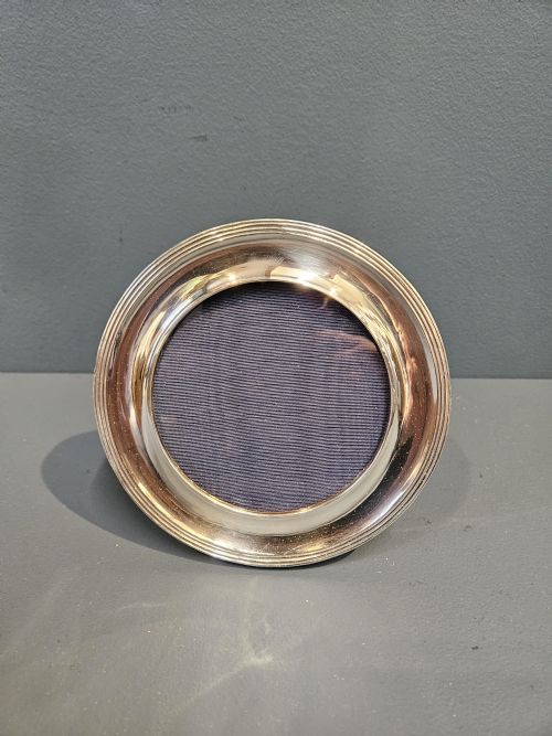 Circular Silver Photo Frame
