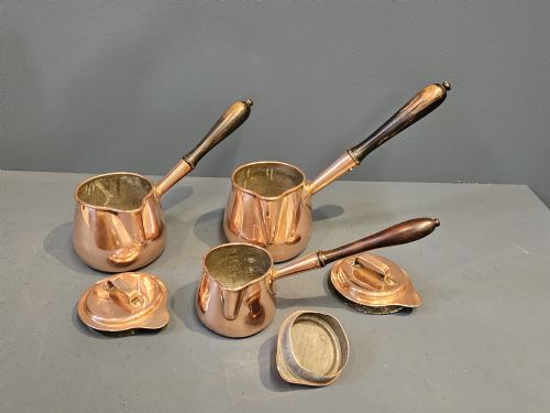 MATCHING SET OF 3 VICTORIAN COPPER PANS - ADDITIONAL PHOTO 1