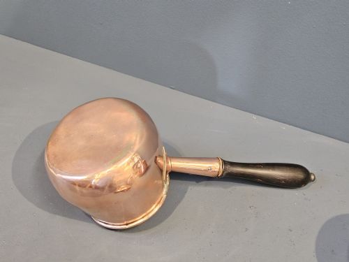 MATCHING SET OF 3 VICTORIAN COPPER PANS - ADDITIONAL PHOTO 2