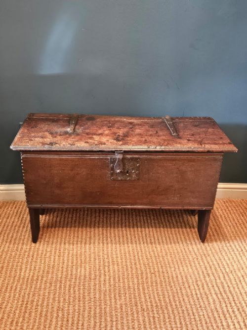 Wonderful 16th Century Oak Coffer