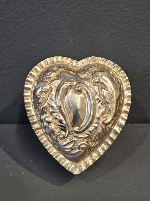 Victorian Silver Heart Shaped Lidded Box
