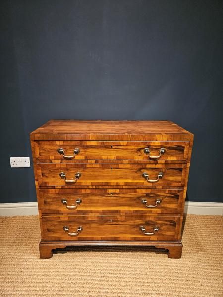 Superb Georgian Yew Wood Chest of Drawers