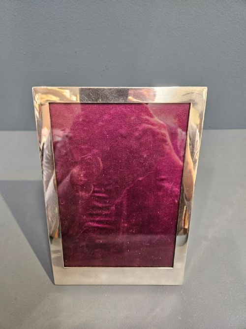 George V Portrait Size Photo Frame