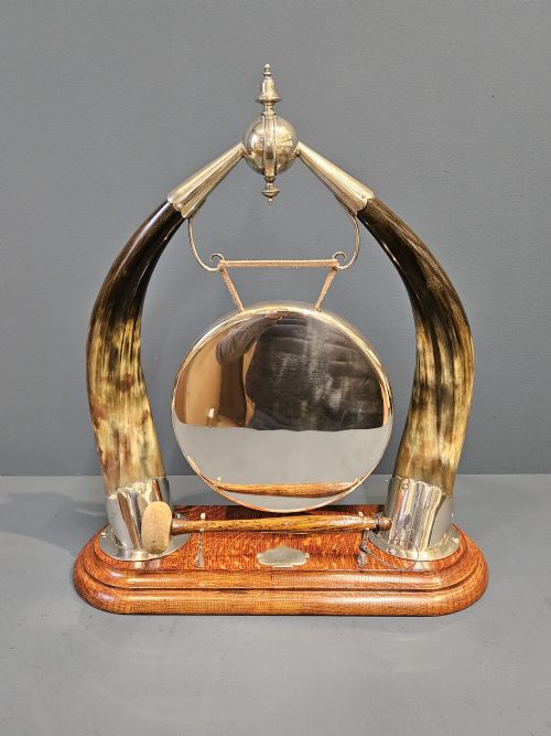 Mid Victorian Highland Cattle Horn Dinner Gong