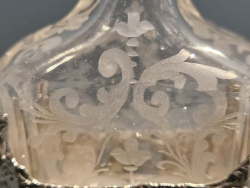 EDWARDIAN SILVER AND CRYSTAL LIQUEUR DECANTER - ADDITIONAL PHOTO 5