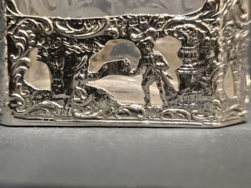 EDWARDIAN SILVER AND CRYSTAL LIQUEUR DECANTER - ADDITIONAL PHOTO 6