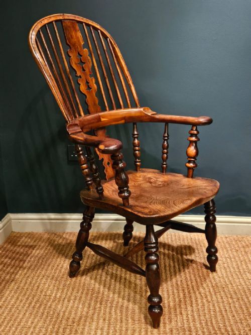 VICTORIAN YEW AND ELM WINDSOR CHAIR - ADDITIONAL PHOTO 3