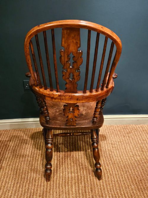 VICTORIAN YEW AND ELM WINDSOR CHAIR - ADDITIONAL PHOTO 4