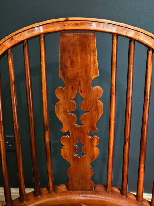 VICTORIAN YEW AND ELM WINDSOR CHAIR - ADDITIONAL PHOTO 6