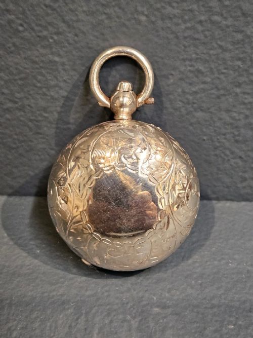 Sampson Mordan Engraved Silver Sovereign Case