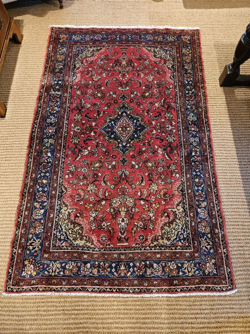 7' X 4' Antique 'Lilian' Pure Wool Rug