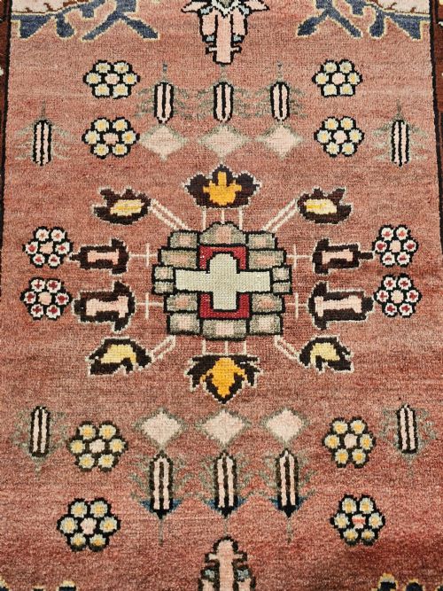 PURE WOOL RUG - ADDITIONAL PHOTO 1
