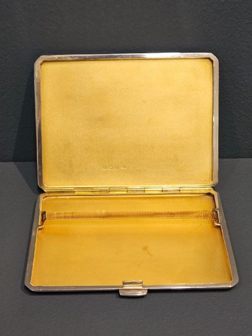 55 TROY OUNCE GEORGE V SILVER CIGARETTE CASE - ADDITIONAL PHOTO 5