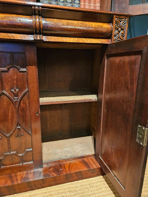 SUPERB QUALITY EARLY VICTORIAN MAHOGANY BOOKCASE ON CABINET - ADDITIONAL PHOTO 6