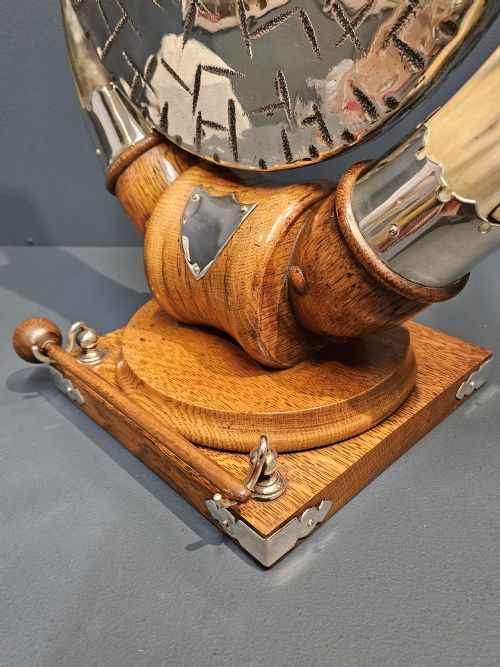 LARGE VICTORIAN OAK AND SILVER PLATE COW HORN DINNER GONG - ADDITIONAL PHOTO 5