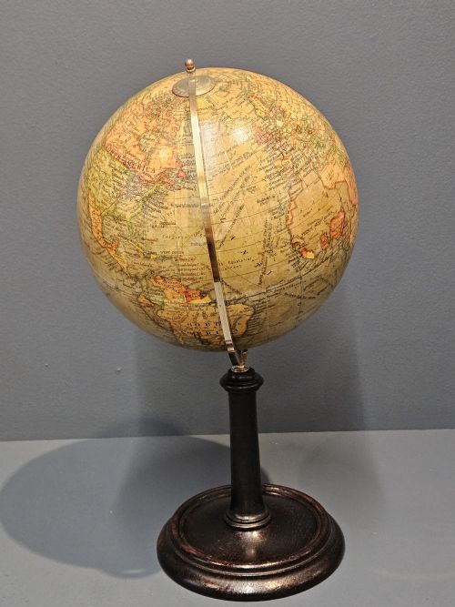 GEOGRAPHIA 8 PAPER MACHE GLOBE - ADDITIONAL PHOTO 5
