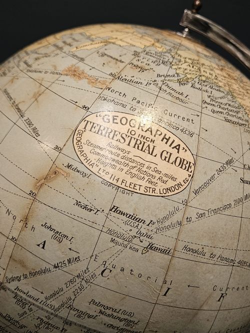 10 GEOGRAPHIA PAPER MACHE GLOBE - ADDITIONAL PHOTO 1