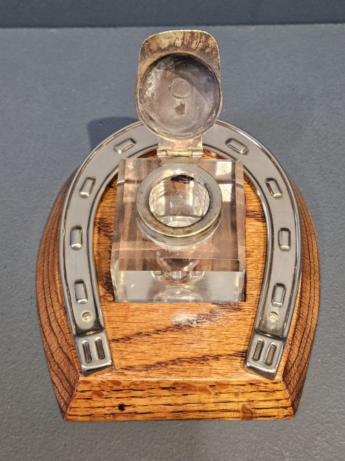 VICTORIAN HORSE SHOE AND JOCKEYS CAP INKSTAND - ADDITIONAL PHOTO 3