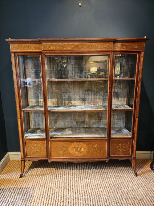 Superb Victorian Edwards and Roberts Display Cabinet