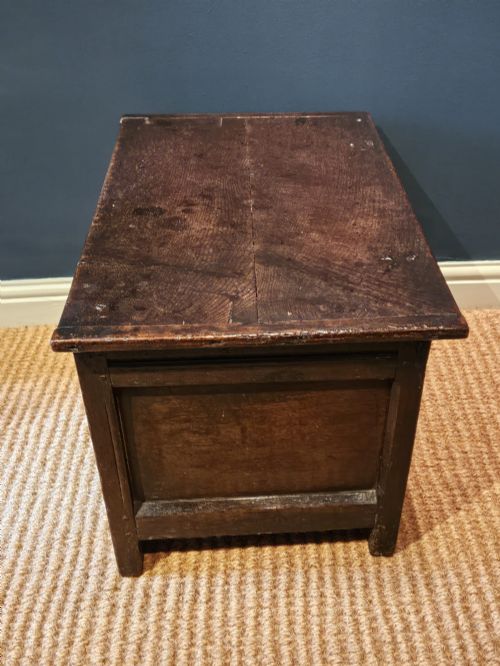 CHARLES I PERIOD OAK SINGLE PANEL COFFER - ADDITIONAL PHOTO 6