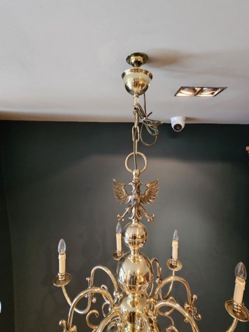 EDWARDIAN EIGHT ARM BRASS CHANDELIER - ADDITIONAL PHOTO 6