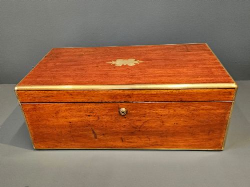 LARGE EARLY VICTORIAN MAHOGANY WRITING SLOPE - ADDITIONAL PHOTO 4